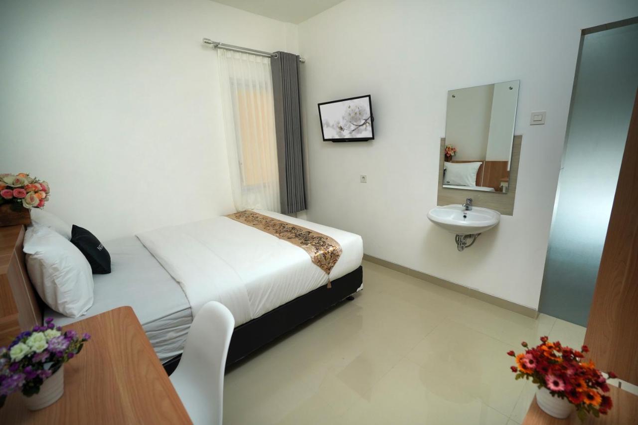 Ngampilan Residence Yogyakarta Mitra Reddoorz Ngabean エクステリア 写真